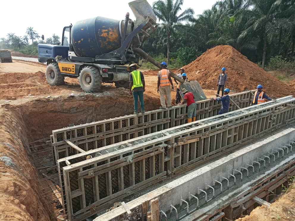 Formwork and concrete casting on a Kortch-delivered construction project